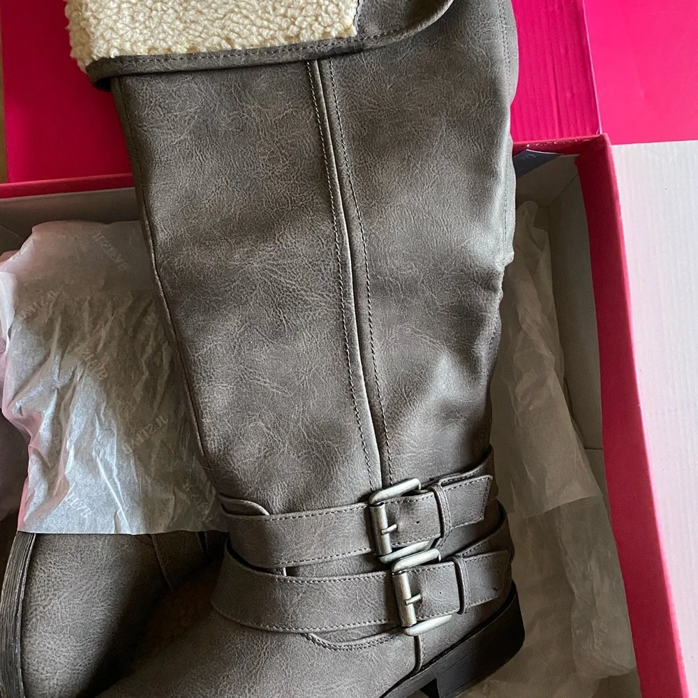 Grey Riding Boots Knee High Over Knee Cornelia Neutral Gray Taupe Womens Size 9